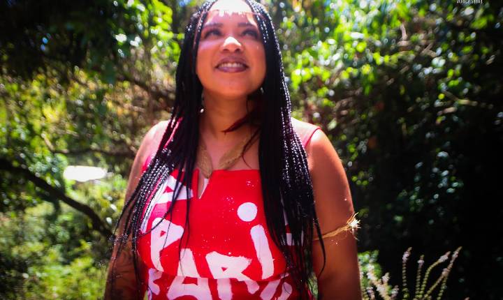 Artista franco-rochense Chai Odisseiana, divulga nova produção chamada  “Ventos de Oyá”