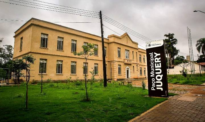 Denúncia: Prefeitura de Franco da Rocha é acusada de cobrar taxa de alvará ilegal de MEI's