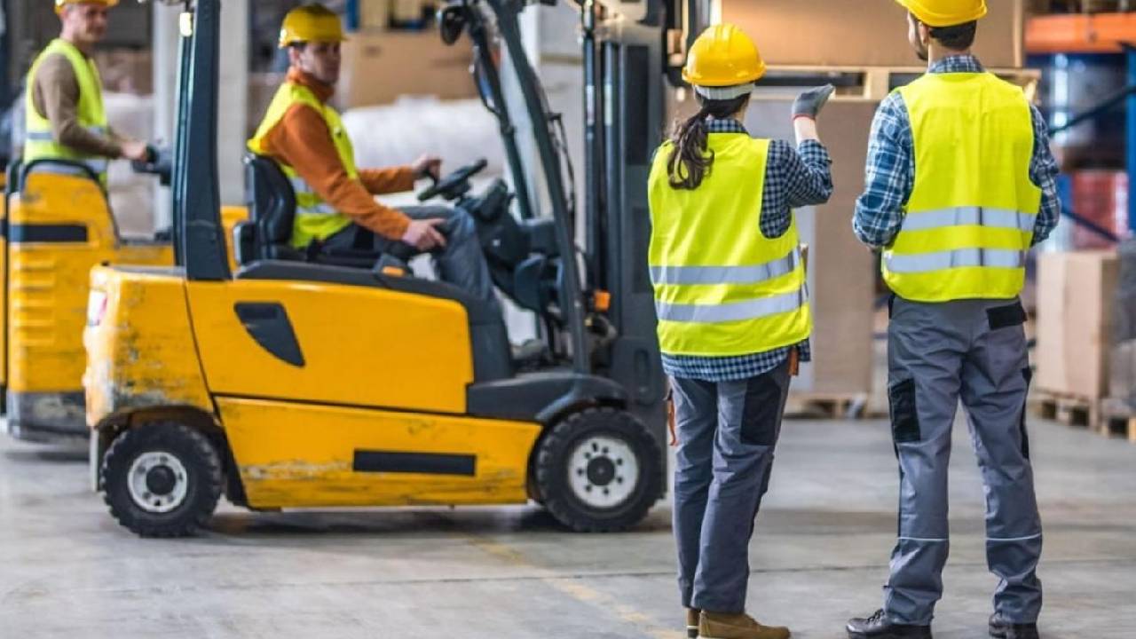 Governo de SP faz seleção para 100 vagas de emprego na área logística em Cajamar nesta terça (2)
