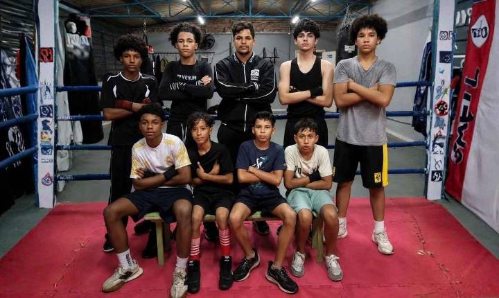 Jovens talentos de Francisco Morato representam a cidade no Circuito Escolar de Boxe