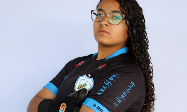 Kyara Eduarda de Francisco Morato, assina com Londrina do Paraná para a disputa do campeonato brasileiro de futebol feminino