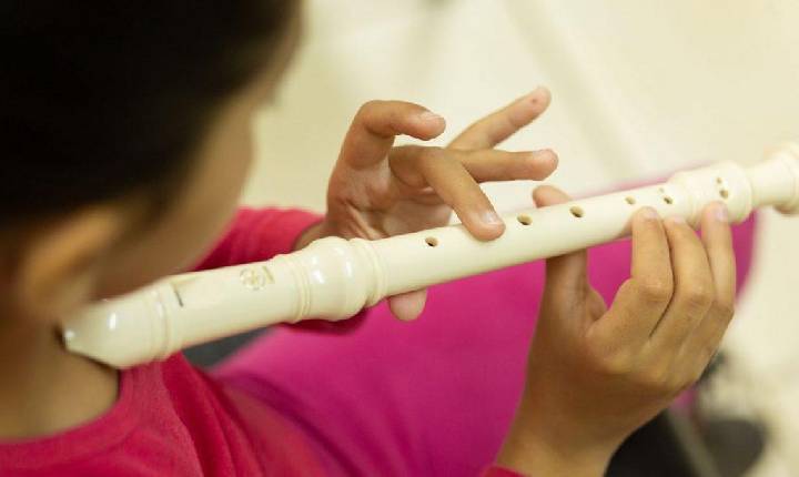 Professor de escola tradicional e particular de Caieiras é denunciado por assédi0 sexu4l