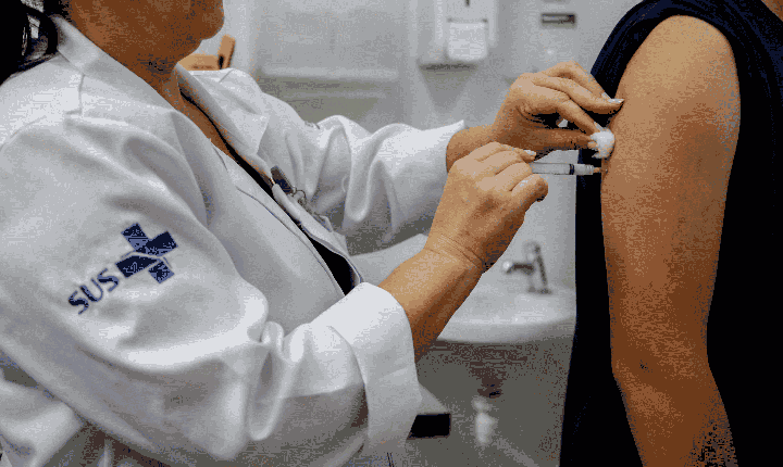 Vacinação contra gripe é ampliada para atender maior número de pessoas; saiba mais sobre a campanha