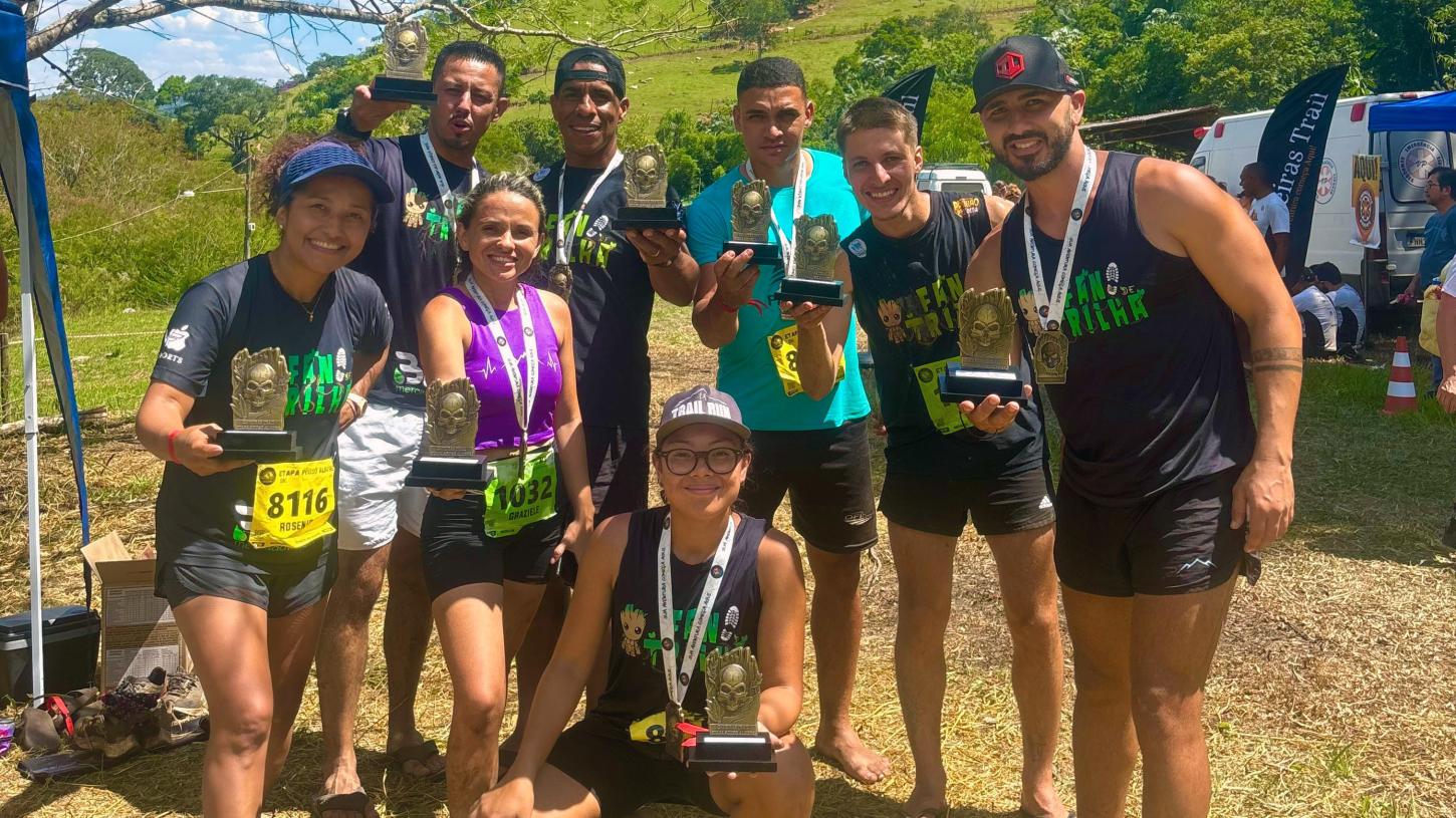 Equipe Fan de Trilha brilha na desafiadora Caveiras Trail em Santa Isabel