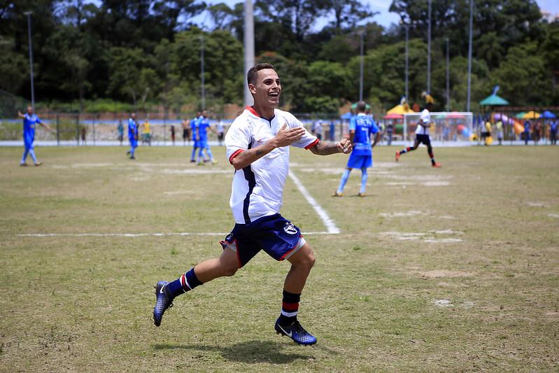 Final de semana repleto de jogos do Campeonato Municipal de Futebol de Franco da Rocha, no campo do Parque