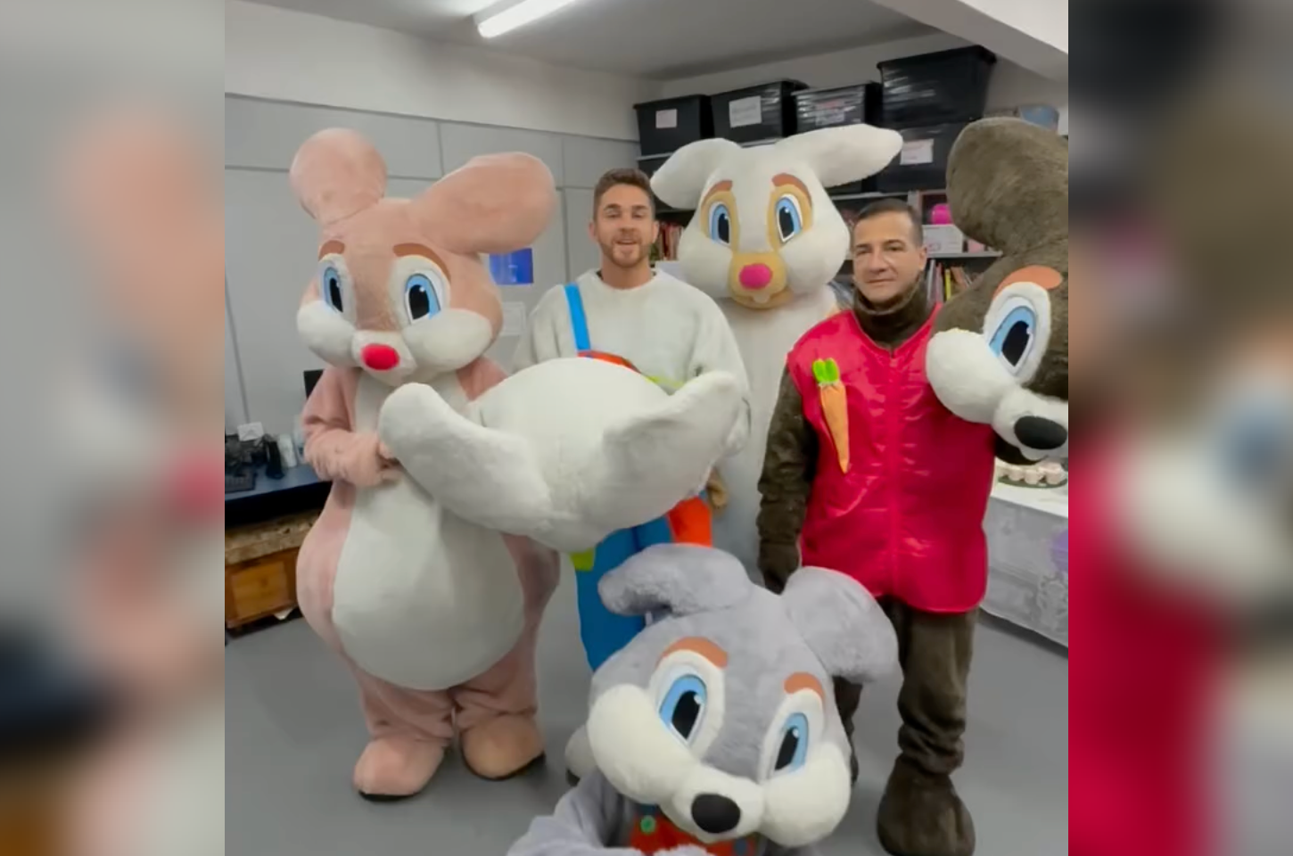 Prefeito de Cajamar, Kauãn se veste de coelhinho e anuncia entrega de 18mil ovos de páscoa