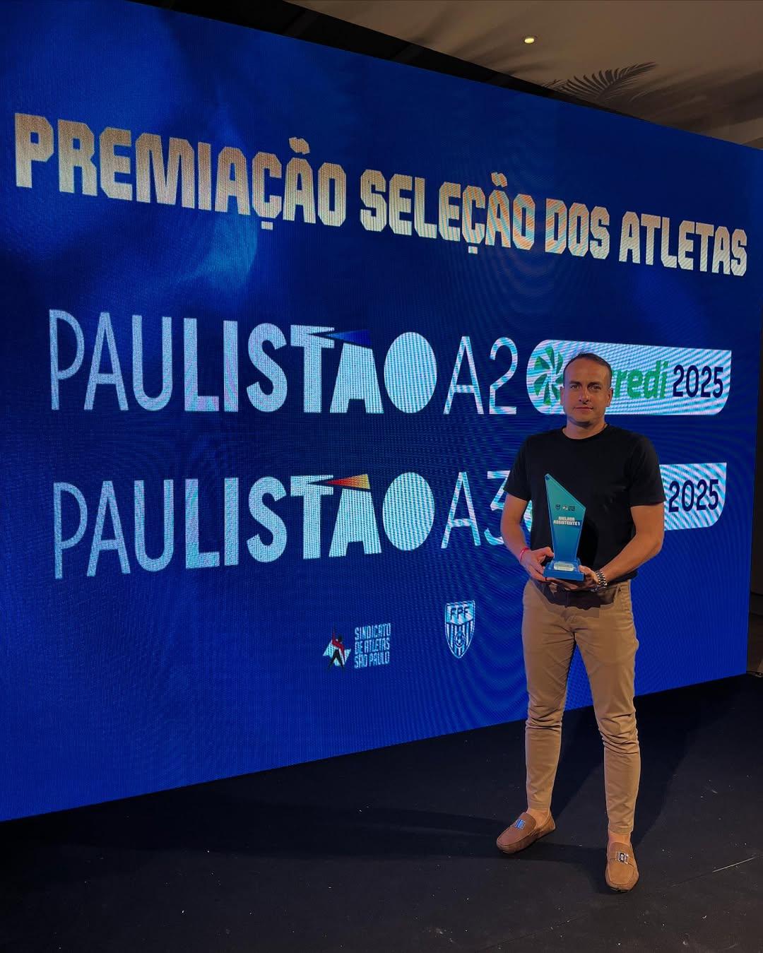 Risser Jarussi, assistente caieirense, é eleito um dos melhores árbitros do Paulistão A2