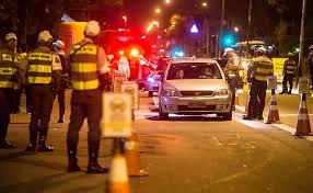 Mulher sem CNH é presa por embriaguez ao volante e tentativa de fuga em Cajamar