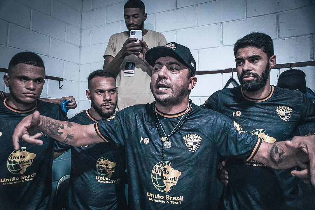 Ron Borges, de Caieiras, é escolhido narrador oficial da Furia no mundial da Kings League em Paris