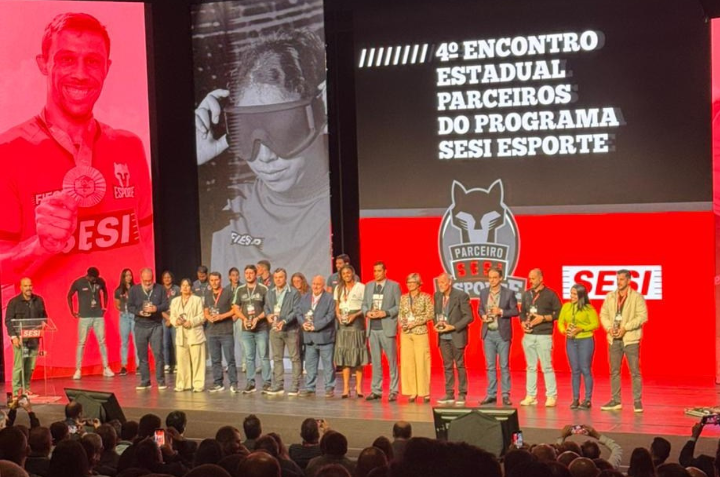 Esporte de Franco da Rocha recebe o troféu 