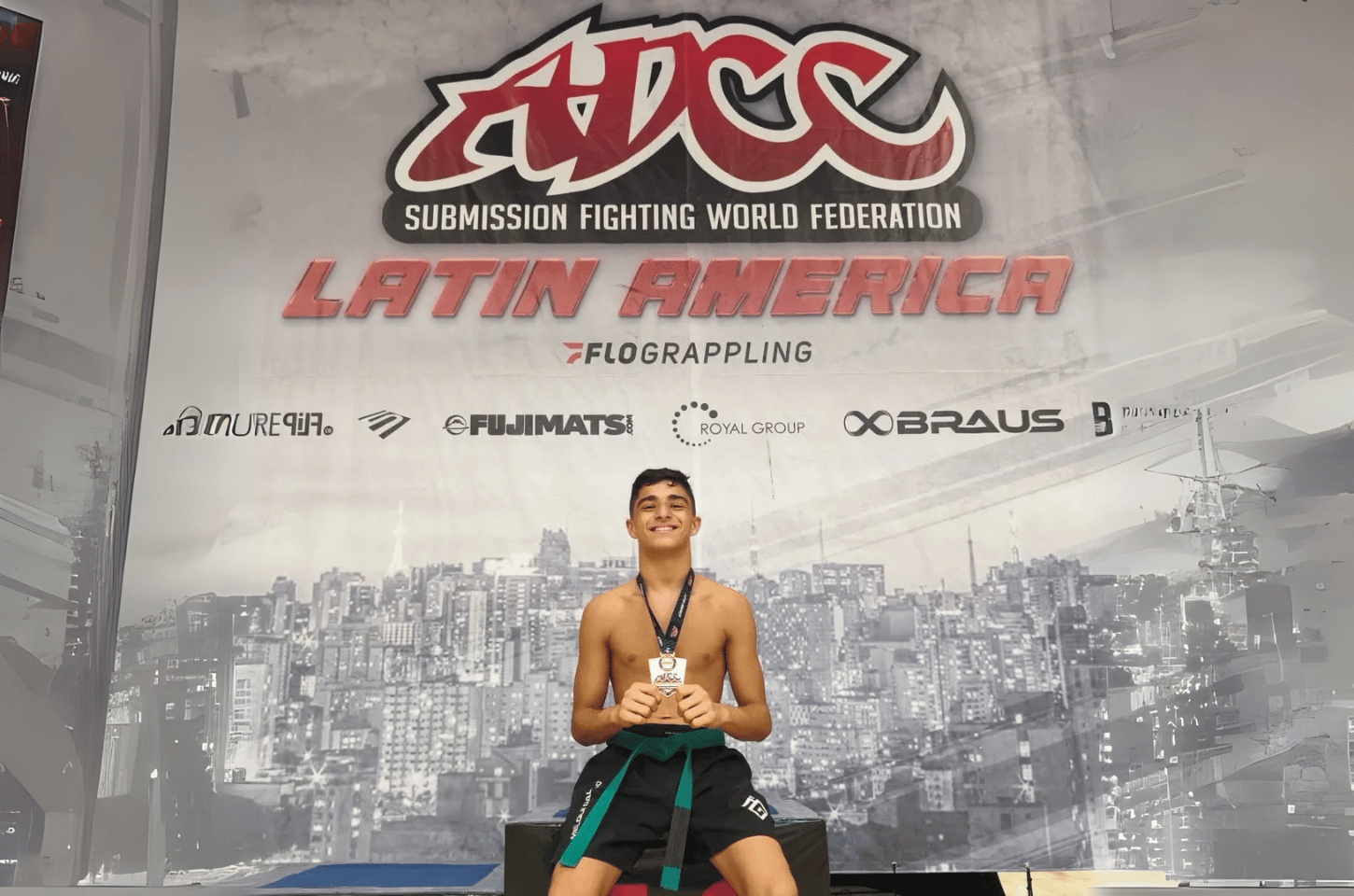 Gui Marques, de Caieiras, conquista o ADCC Latin America