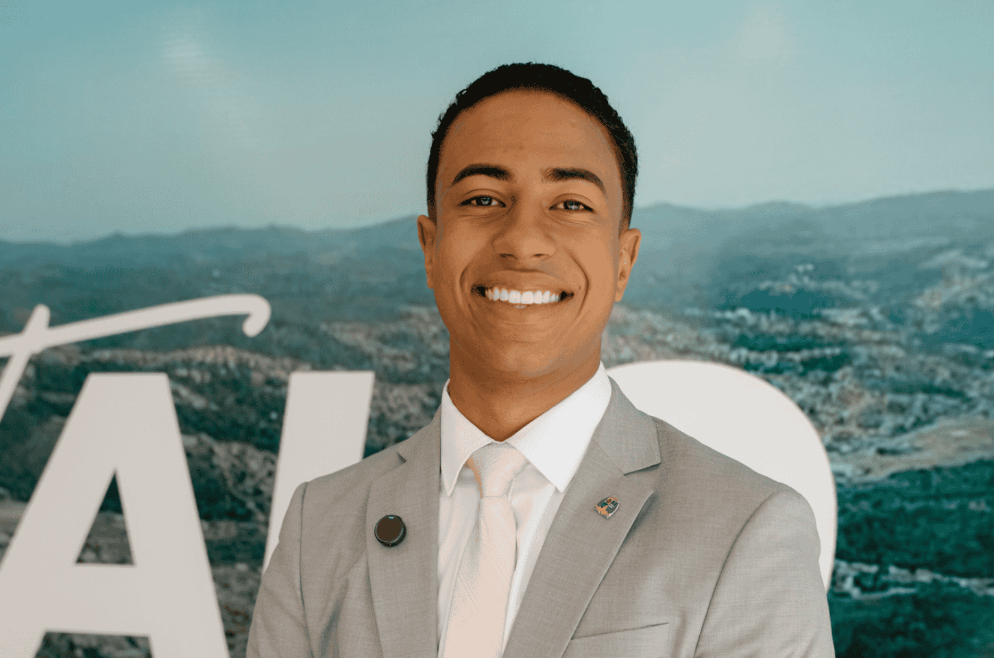 Após repercussão negativa, vereador Ítalo Eudes retira indicação à 