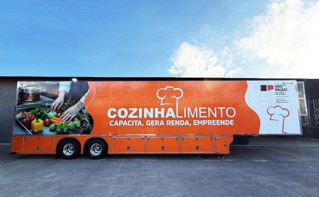 Carreta do Cozinhalimento leva cursos gratuitos de culinária a Caieiras