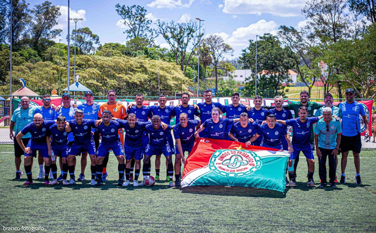 Equipe completa do Unidos do Progresso / Foto: Branco Fotógrafo