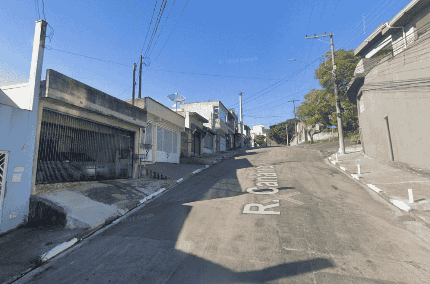 Moradores se revoltam e relatam falta d'água desde quinta (11) na rua Canário, Portal das Laranjeiras, em Caieiras