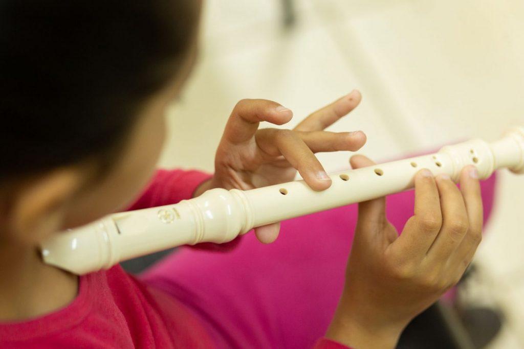 Professor de escola tradicional e particular de Caieiras é denunciado por assédi0 sexu4l