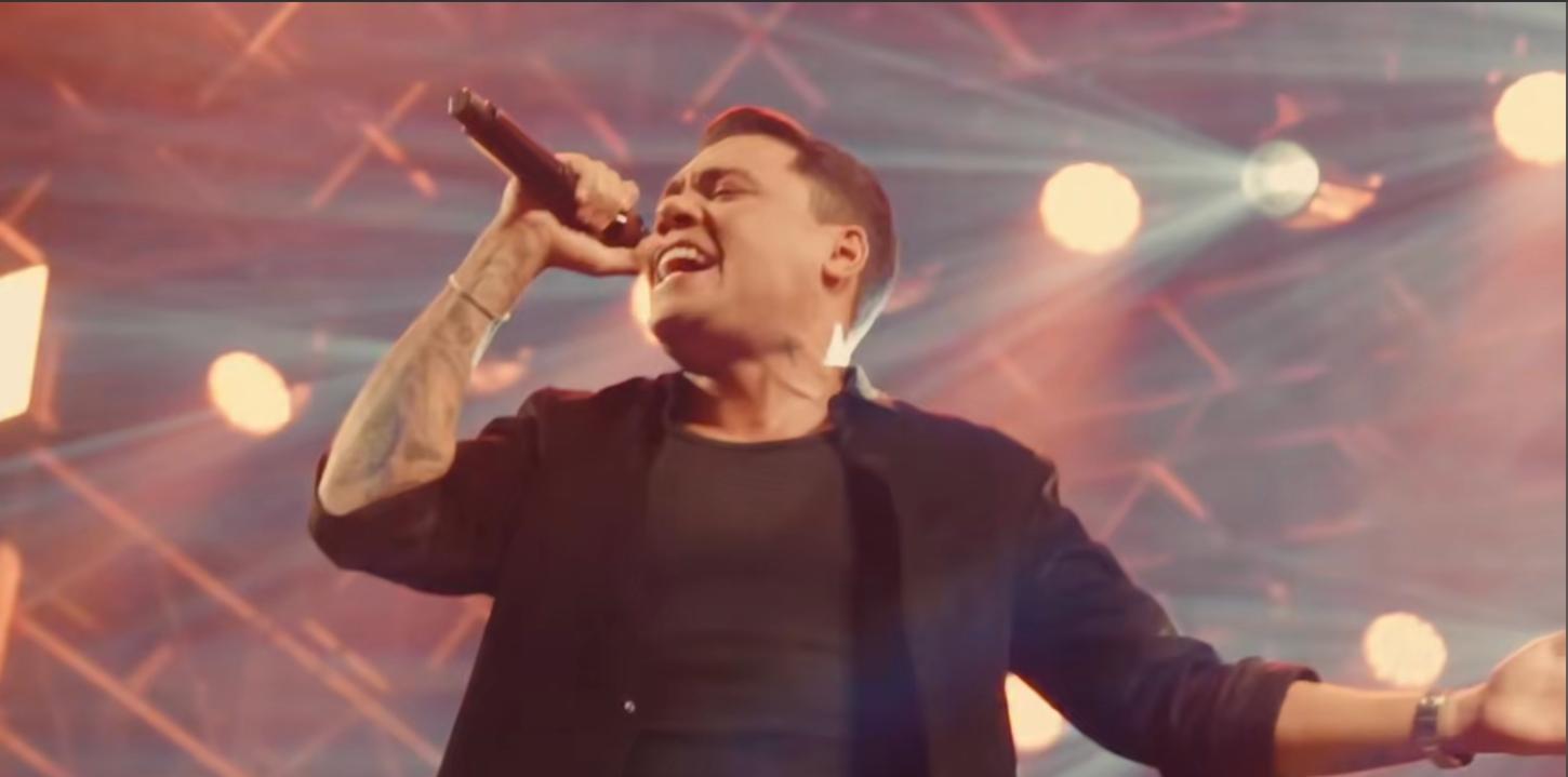 Show de Felipe Araújo lota parque municipal e encerra comemorações de 81 anos de Franco da Rocha