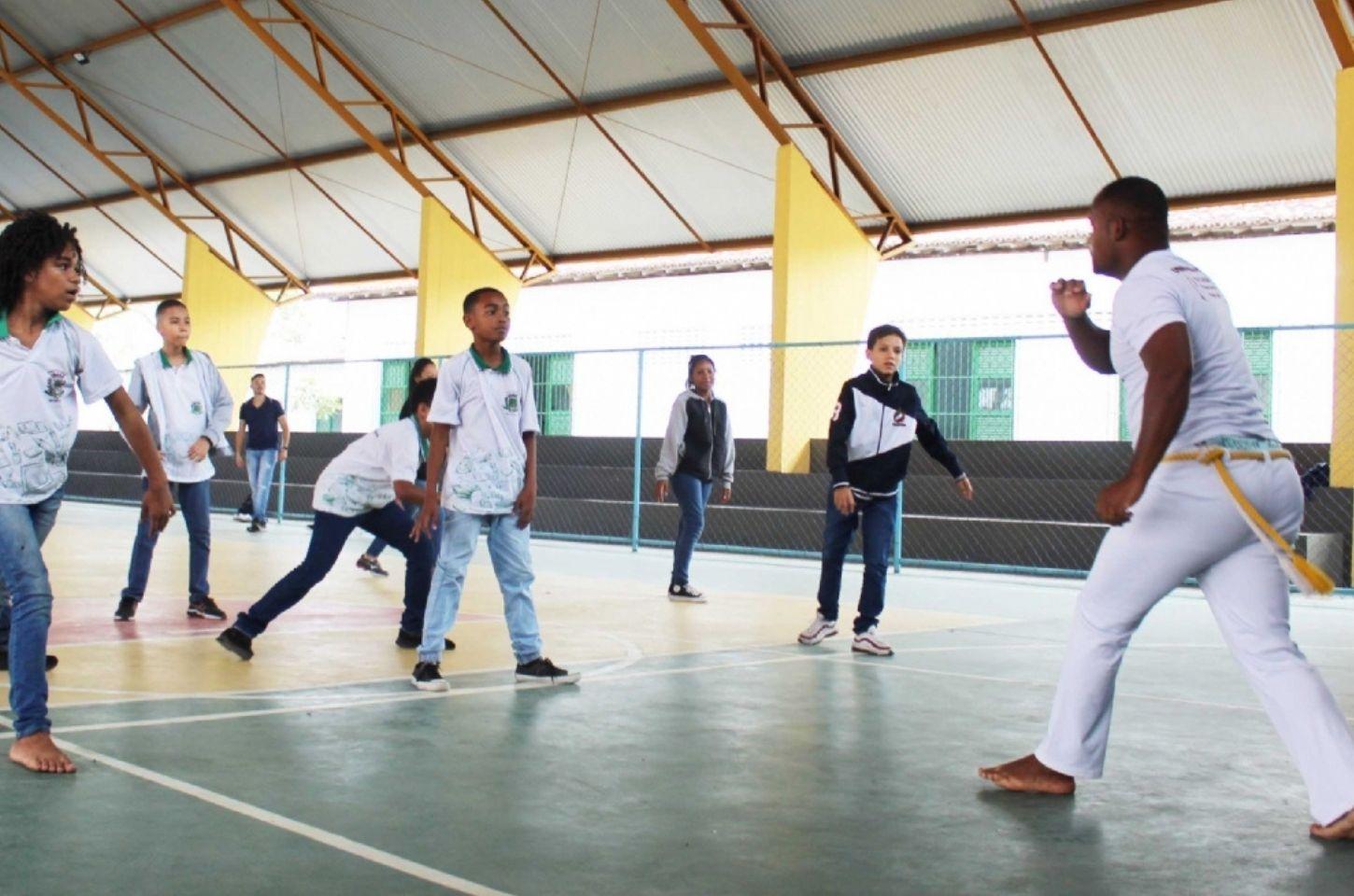 Fim abrupto de projeto de capoeira em escolas de Franco da Rocha gera indignação entre famílias