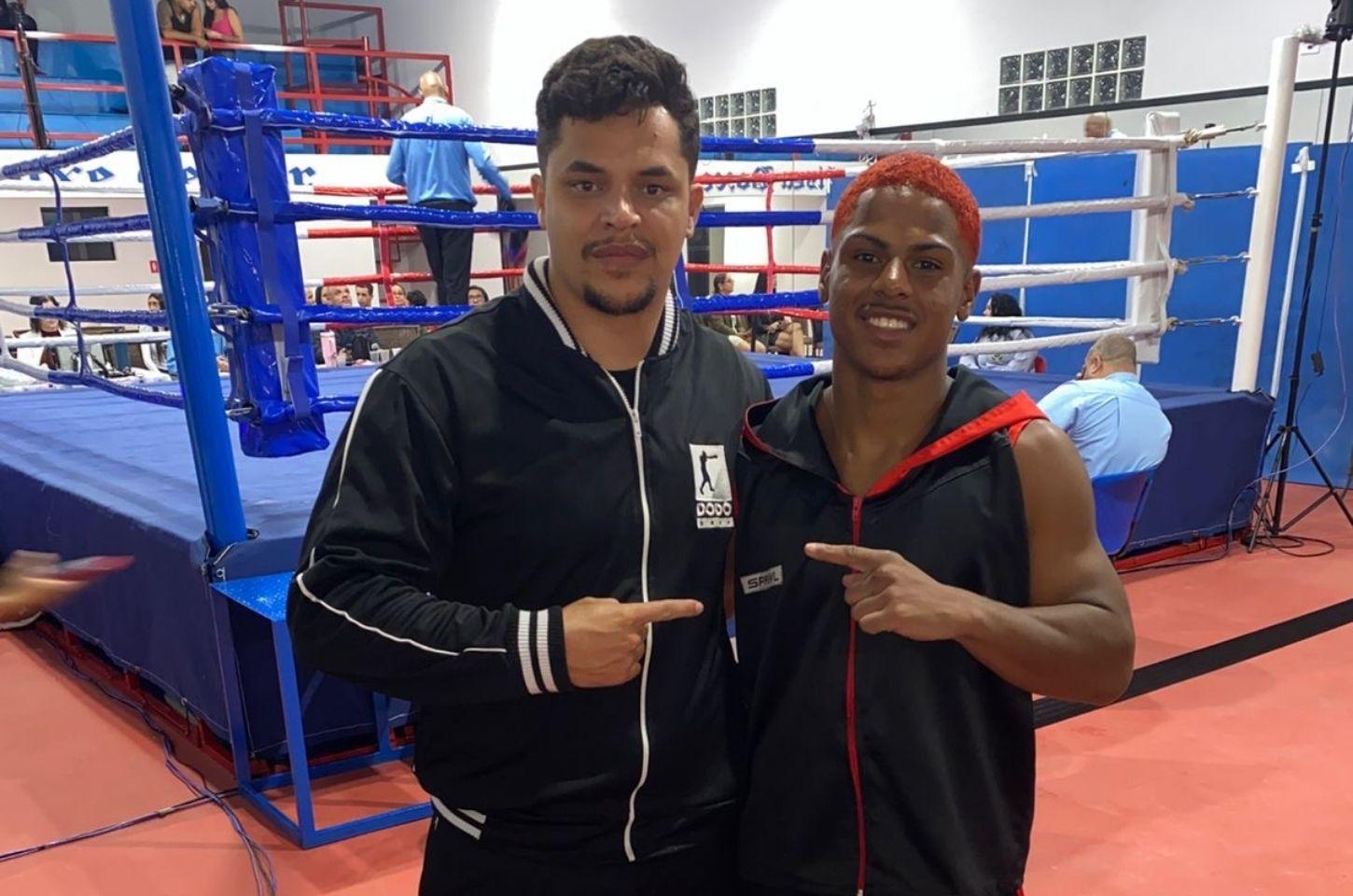 Franco-rochense Vitor Hugo faz sua estreia no boxe profissional com vitória