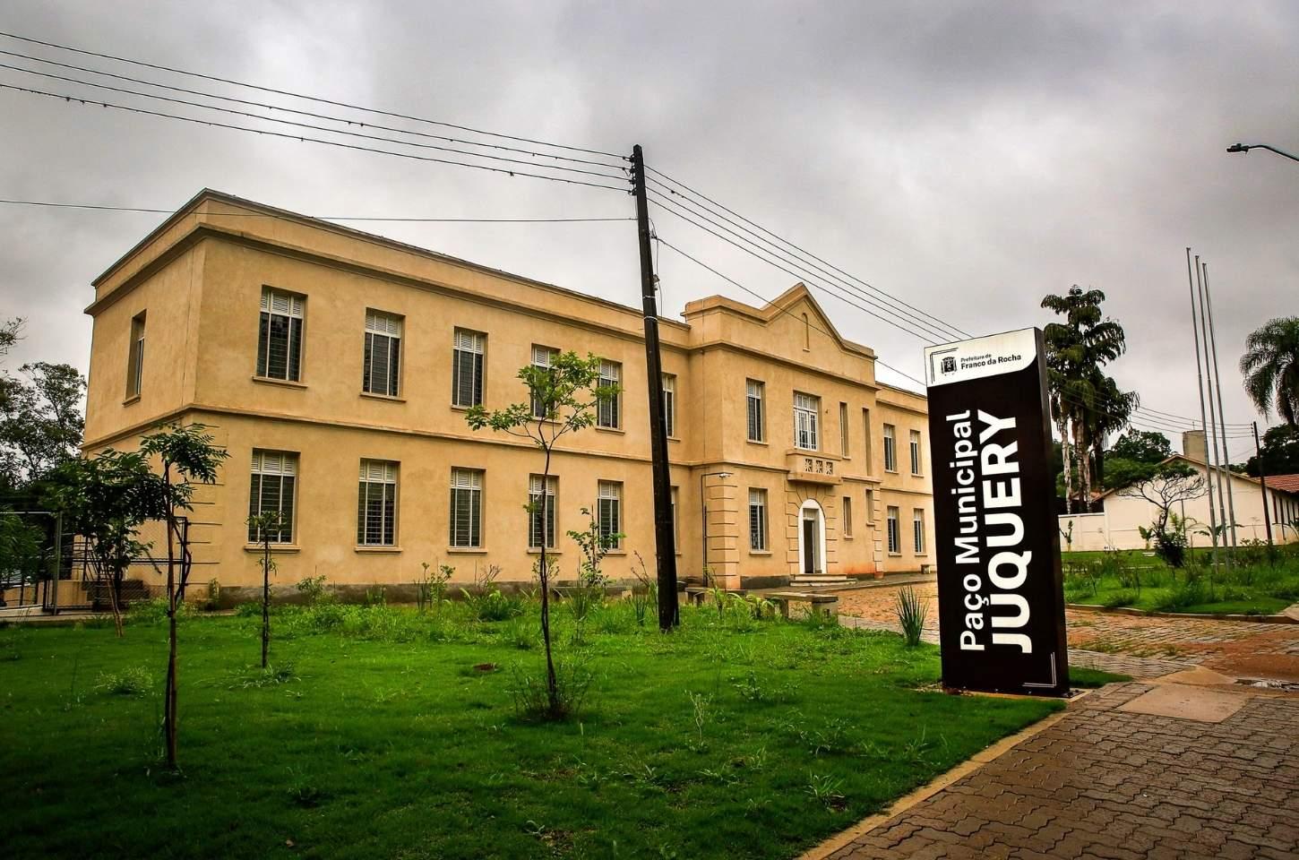 Denúncia: Prefeitura de Franco da Rocha é acusada de cobrar taxa de alvará ilegal de MEI's