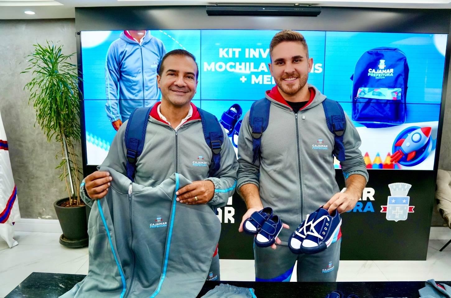 Prefeitura de Cajamar inicia distribuição de uniformes de inverno na rede municipal