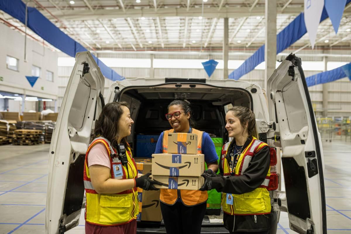 Amazon divulga novas vagas de emprego temporárias em Cajamar