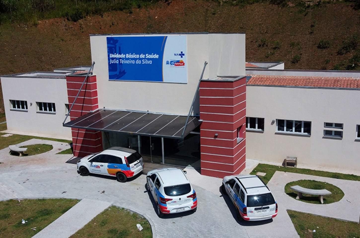 Médicos retornam à UBS do Parque Pretória em Franco da Rocha após pressão popular