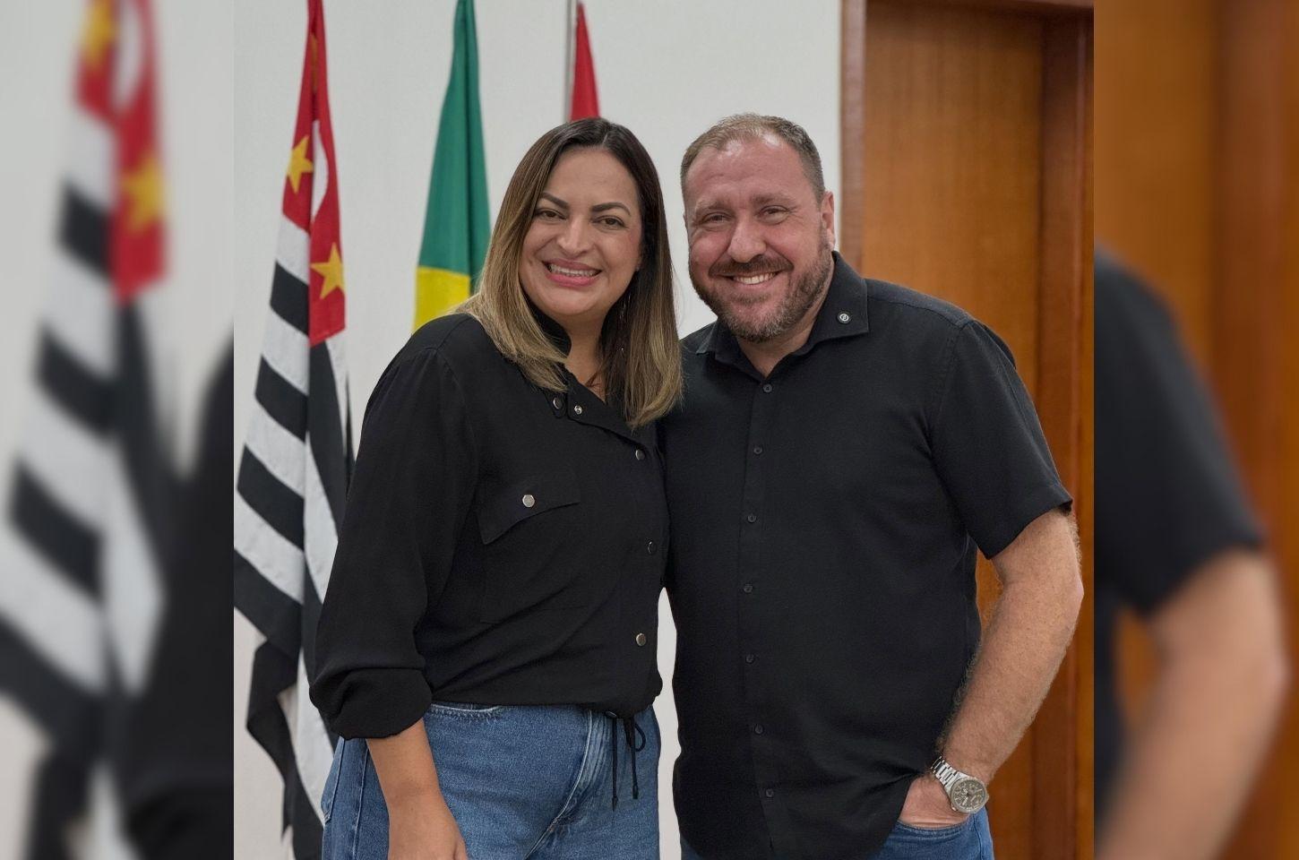 Sob risco de cassação, prefeita Lorena troca de advogados às vésperas de novo julgamento