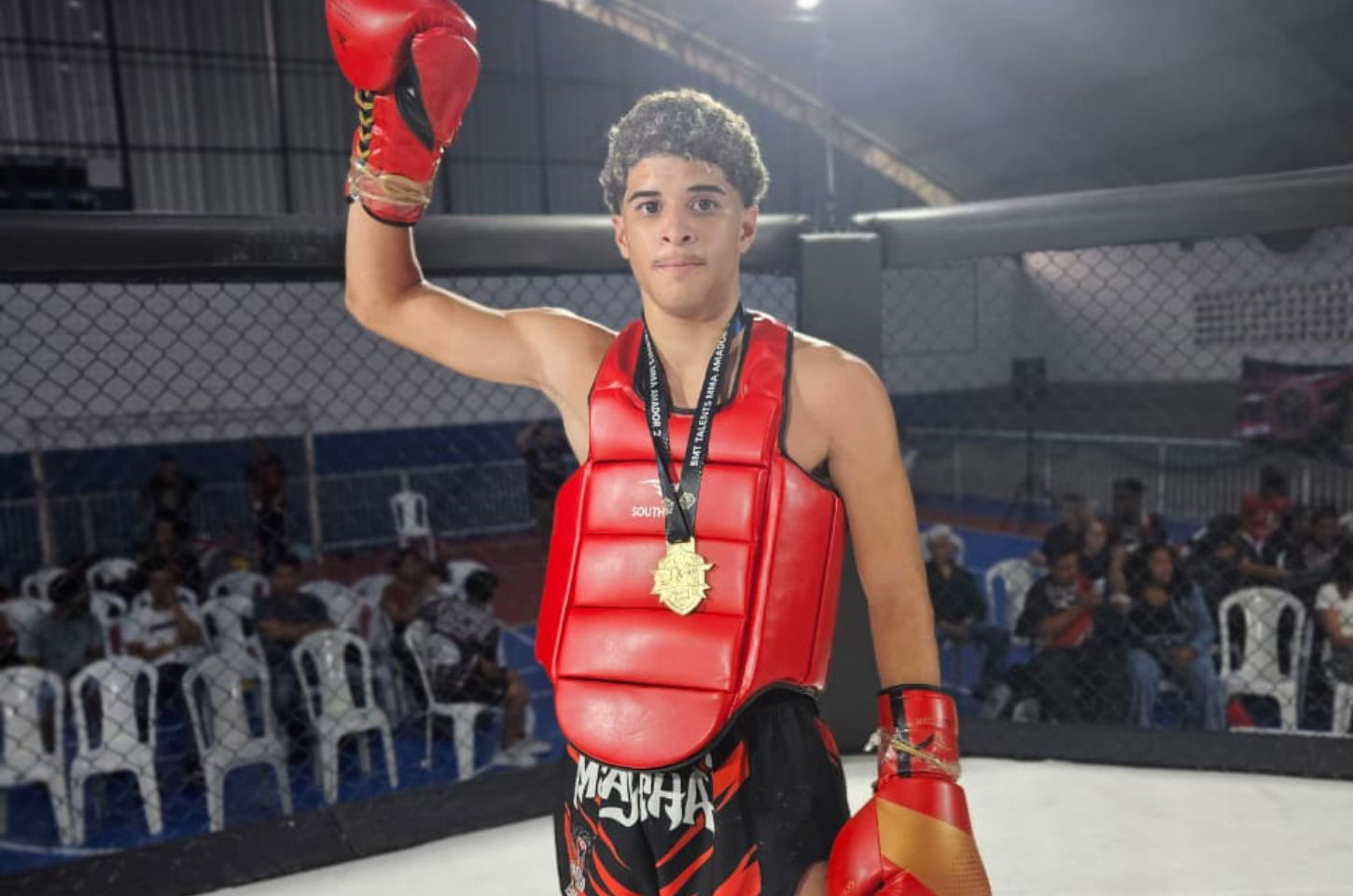 Eric Cotonete, de Franco da Rocha, mantém invencibilidade no Kickboxing amador
