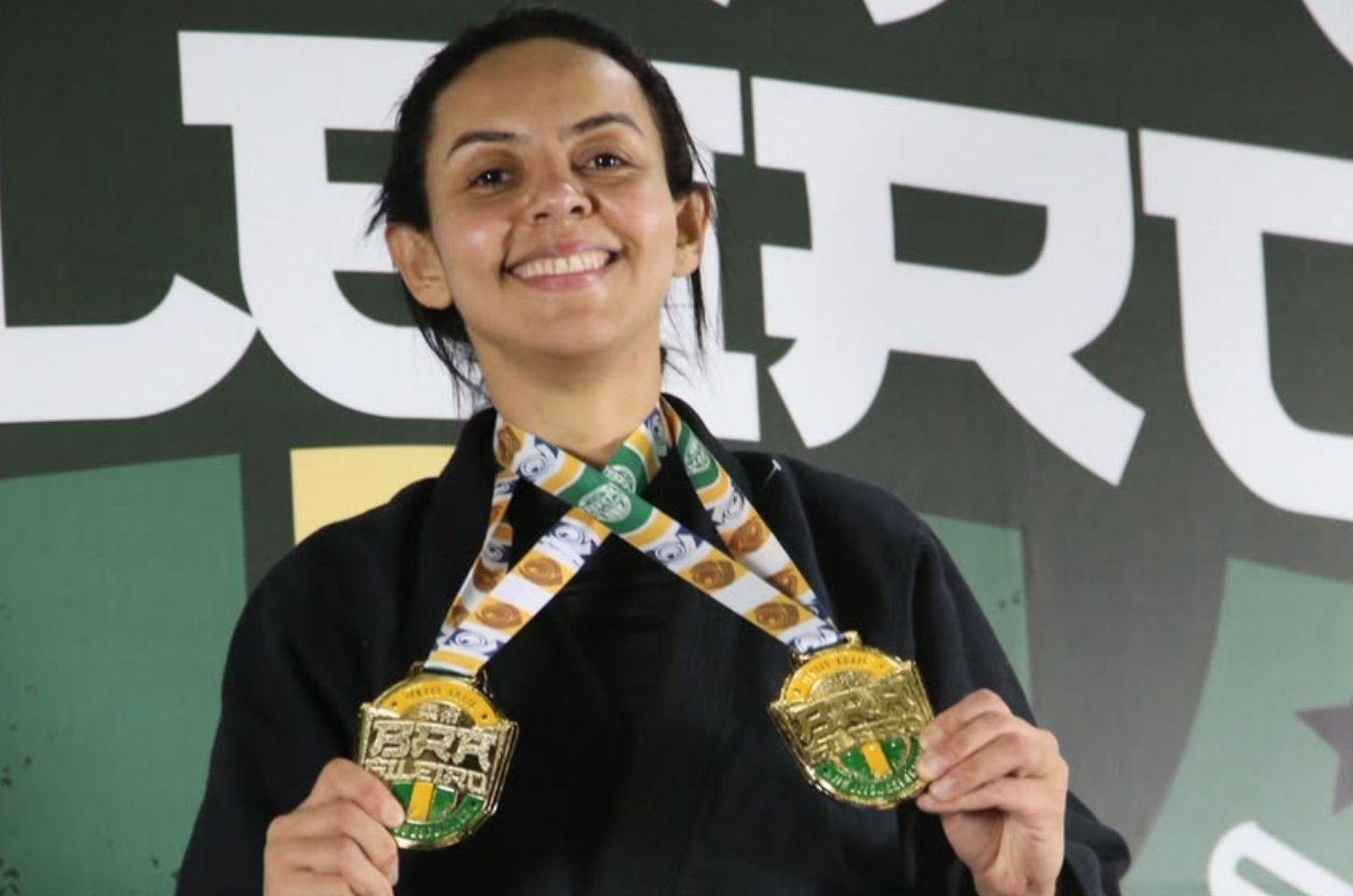 Patricia Silva, diretora do Instituto Federal de Franco da Rocha, conquista dois títulos no Campeonato Brasileiro de Jiu-Jitsu