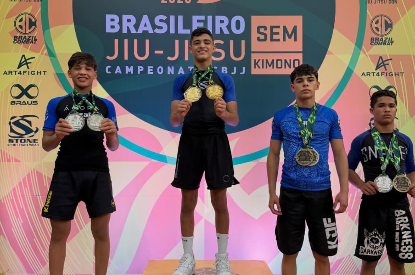 Guilherme Marques conquista dois títulos em competições de diferentes federações