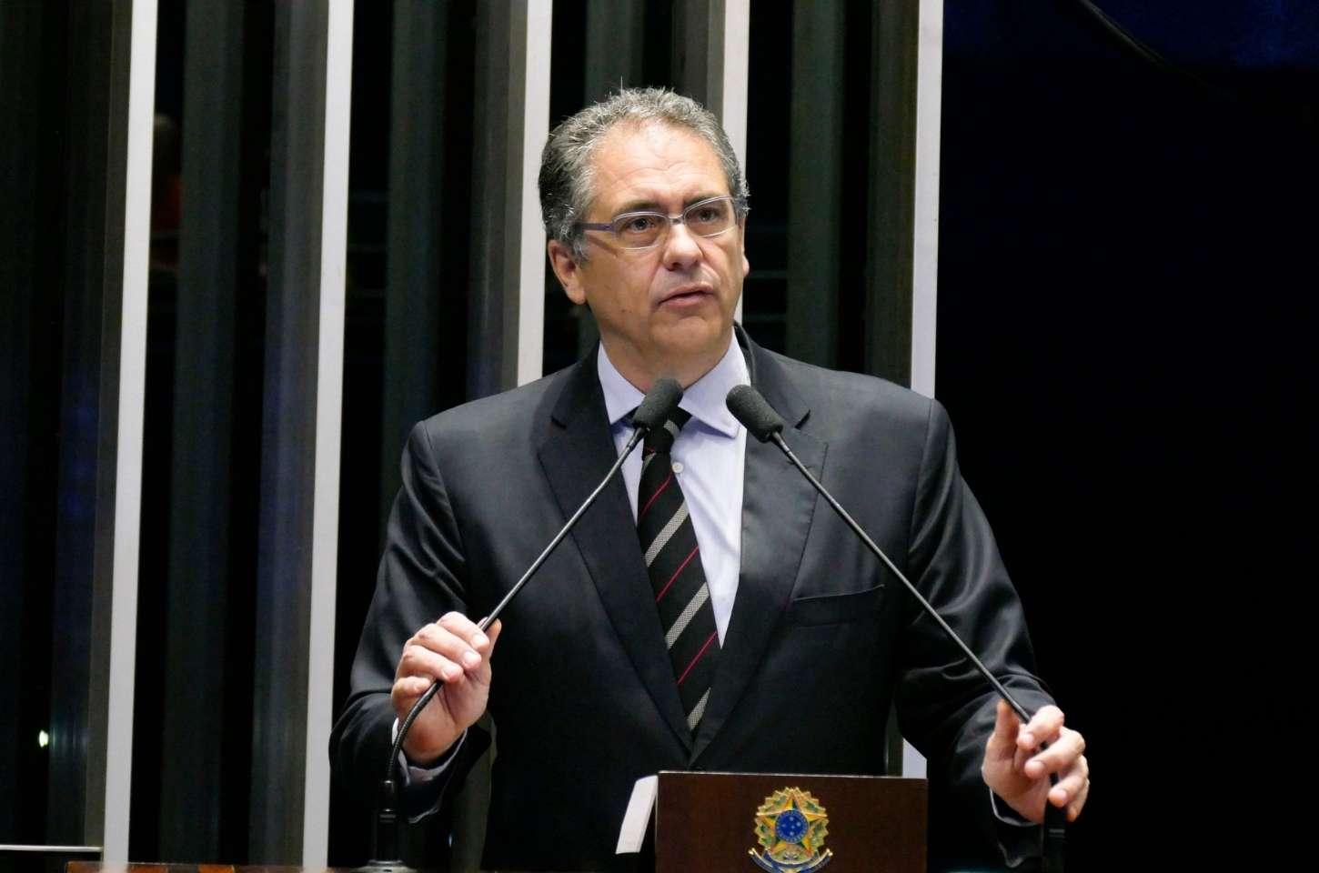 Carlos Zarattini