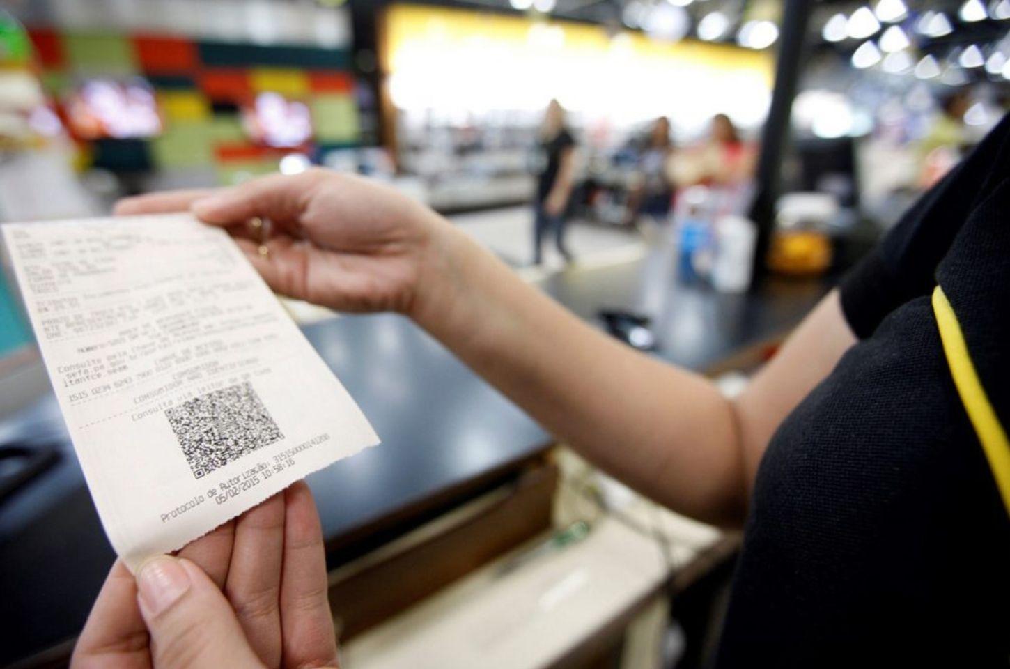 Brasil pode ter maior imposto sobre consumo do mundo, com alíquota superior a 30%
