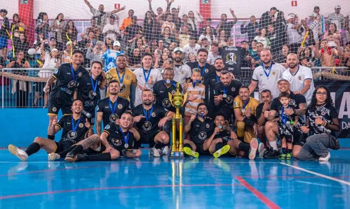 Califórnia conquista a série prata do futsal de Franco da Rocha